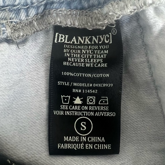 Blank NYC | Doing Too Much Elastic Waist Light Wash Denim Shorts | S - Picture 11 of 13
